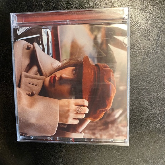 Red (Taylor’s Version) CD disk 1 and 2 - Picture 4 of 4